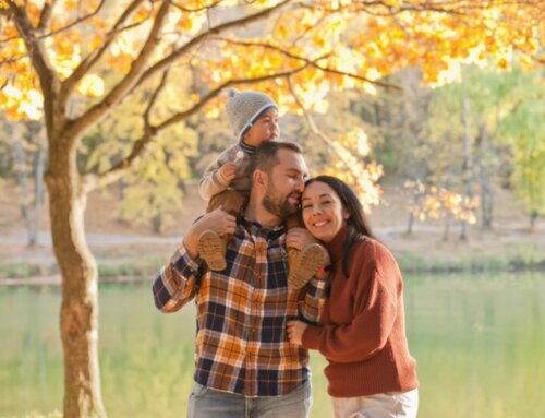 Capturing the Season: Why Fall is the Perfect Time for Family Photos